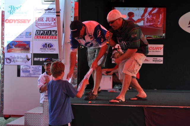 C7495565-BAC8-47A4-9A4A-FDE24144F60C