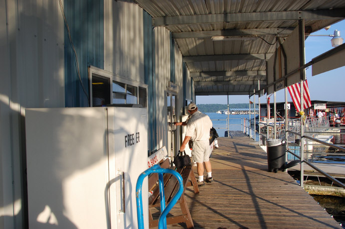 C7538BAF-7AC6-4BD0-AFC5-31E84CF3FB41