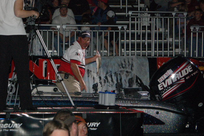 C77B8328-B4D3-4607-BDE2-99560968B5D6