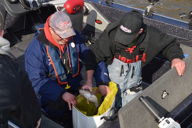 C7A92C41-6566-459F-A4EF-BD0CE0D2EF26