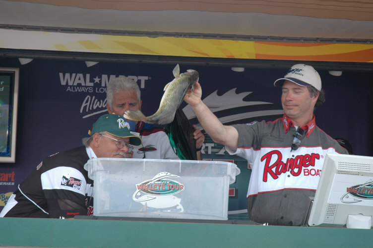 C7C84C22-57D2-44C7-A864-FB98348F1B4A