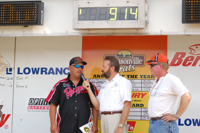 C7C870C7-AF7E-445B-94D3-C7067A3ECDA7