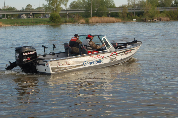 C7DA8FE4-B972-43A0-BF71-0051ABE5354C