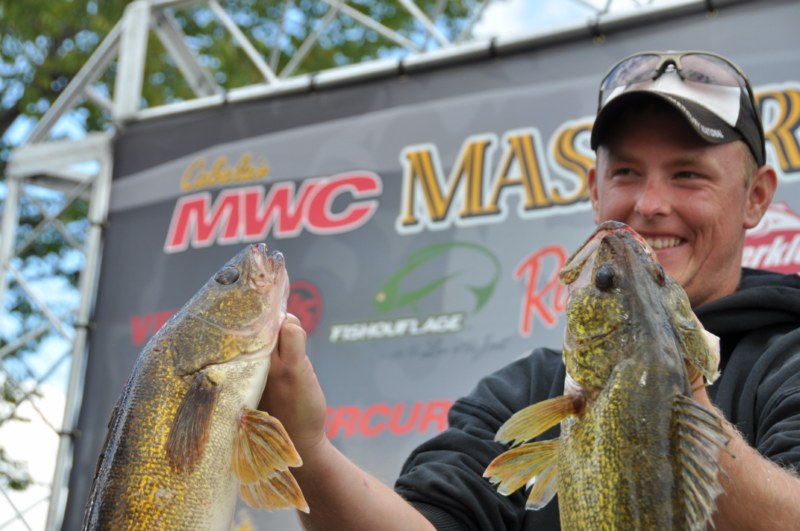 C7E10908-BEB6-45B9-8861-3F7F6DD10940