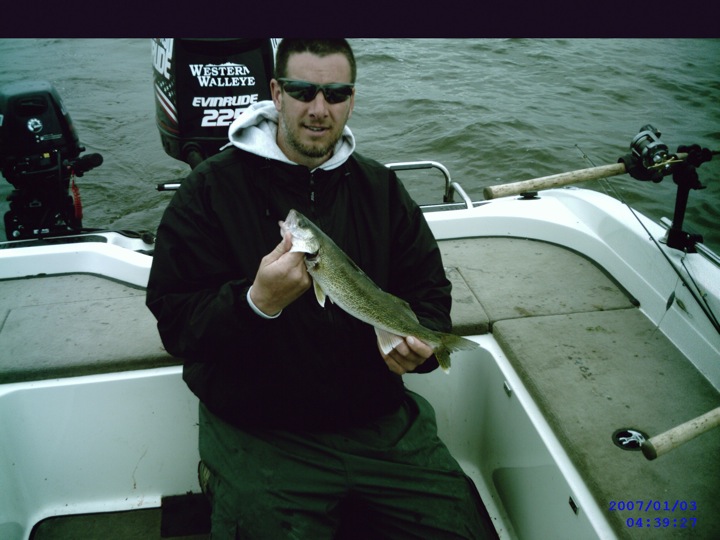 C7EB29B9-BEBF-4CD7-8512-F2C02AB019A9