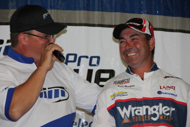 C82AAD8A-0FD8-497E-B4CC-9182E3F6285F