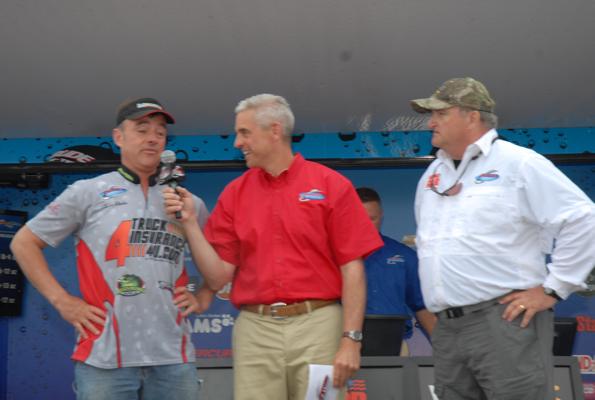 C867072D-E683-47F2-924B-673F50060AAE