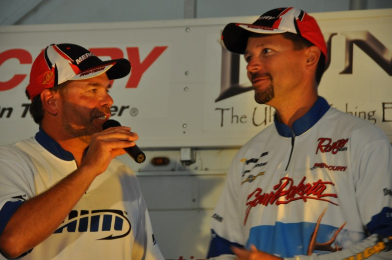 C8964AC2-CFBF-40BC-BCBD-9E6C8560936C