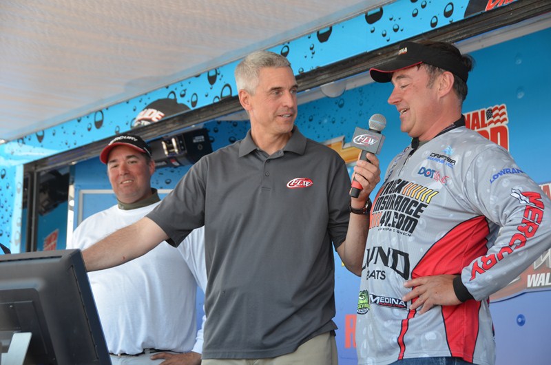 C8E1BAE6-2302-441A-8E98-BB8093E9E512