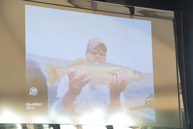 C8F72BC3-6115-4E48-A659-8E874C8199E9