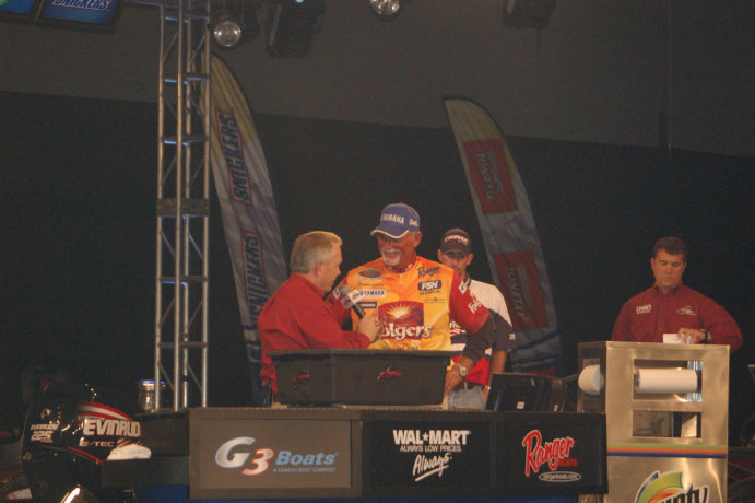 C8FA0037-45CC-4889-956A-4D229AB027C4