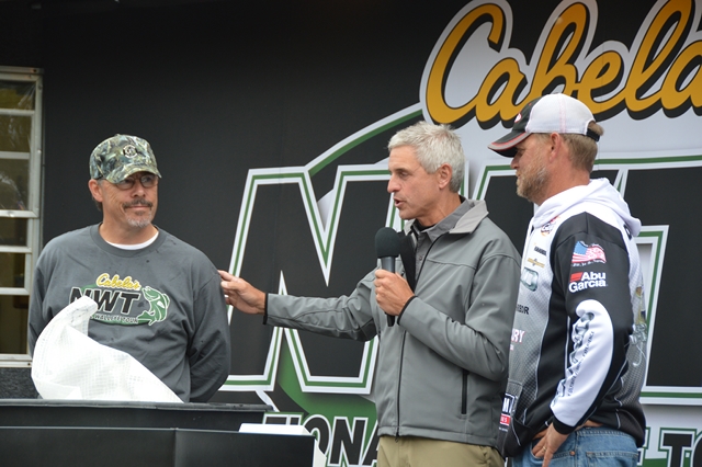 C8FDCC04-512F-49C5-BA3C-F7AB45CC90F8