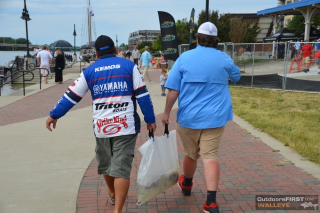 C96BFCAD-3927-41B7-AAA3-14965C52E8AE