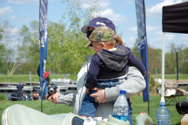 C98FAE19-0065-4119-A82F-B7981E2911DB