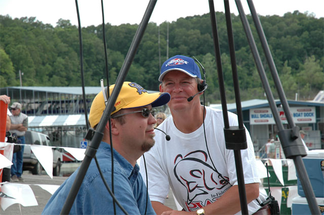 C9ABFD16-5AA2-4E14-AD0E-3EDA1F0EA88E