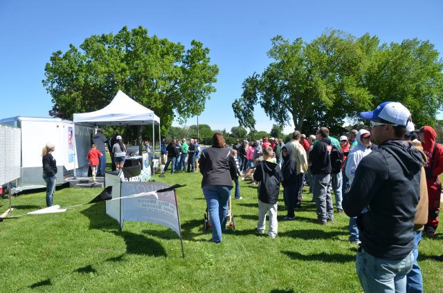 C9B98B44-5841-408F-88EE-BC57E6442DA4