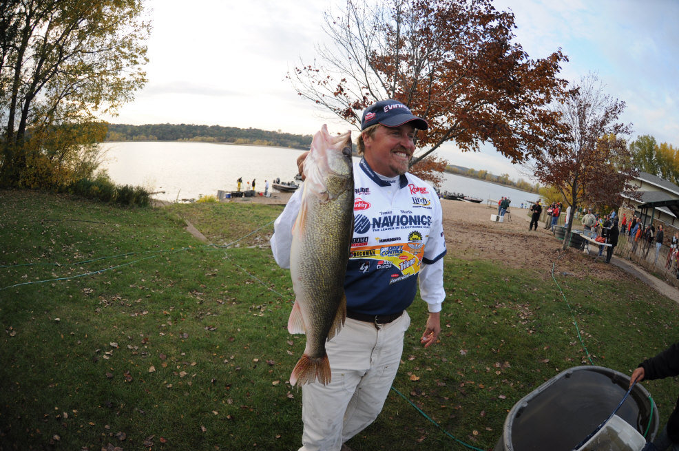 C9C7DC10-D462-4C83-BEF2-109E4D0A9642