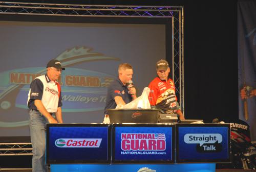 C9C9ABDF-0205-4769-9A8D-E21062307119