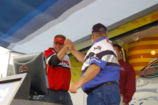 C9EAE3A3-B60C-4635-B573-9B80BE92CDB9