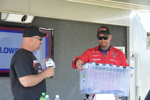 CA265E59-7D32-45A4-AB62-0A8824473284