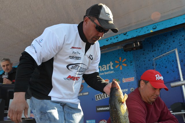 CA4A30F7-AADC-4B04-AE88-AA5610C7E108