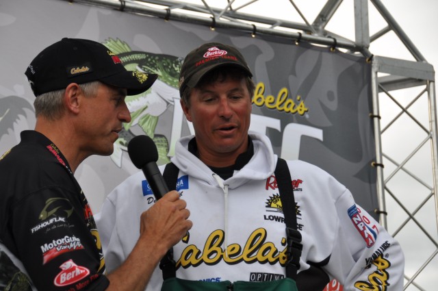 CA6DC62E-8241-4BFC-80A5-C091247ECAA9