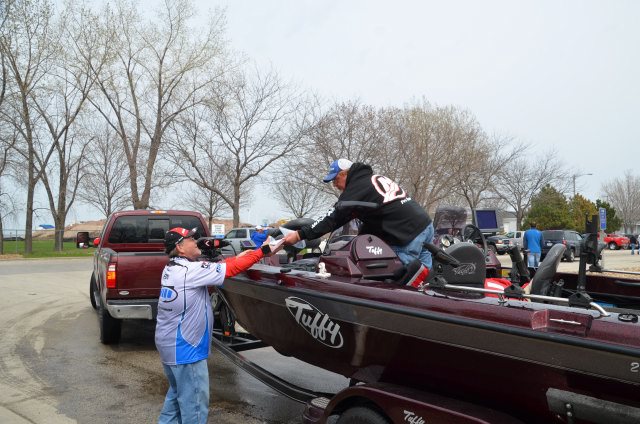 CA7CCBEA-1E0F-4BA0-8CD4-F8E583C02EB3