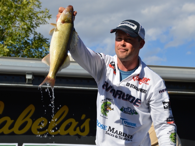 CAB462E4-152F-4FF2-8C30-650815D4C436