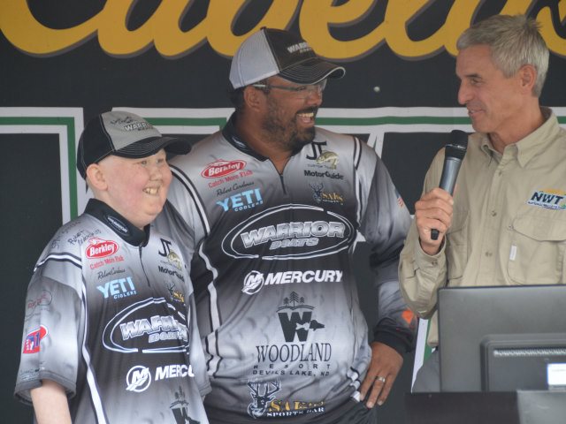 CAC44783-84A6-49BD-B728-745527F97FA8