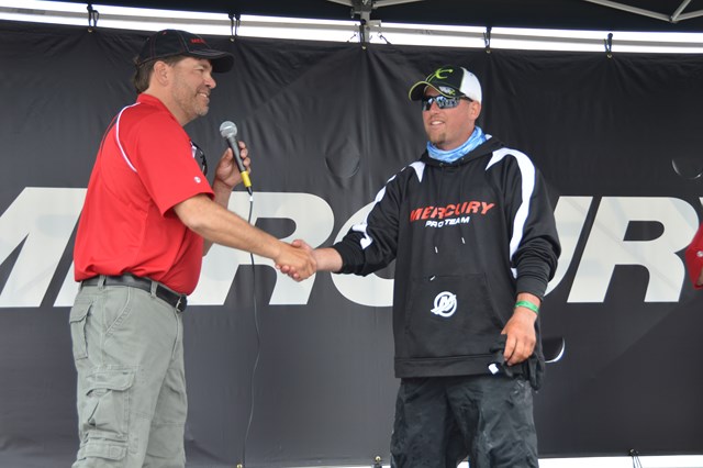 CAC9E489-4DD9-4E00-8088-FF137E6A3716