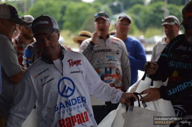 CADD3744-F2EF-43E8-9AF0-6BF4BAC61C9F