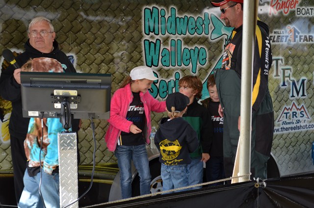 CAEA7A7A-1F10-4F84-BE52-E18D7049D885