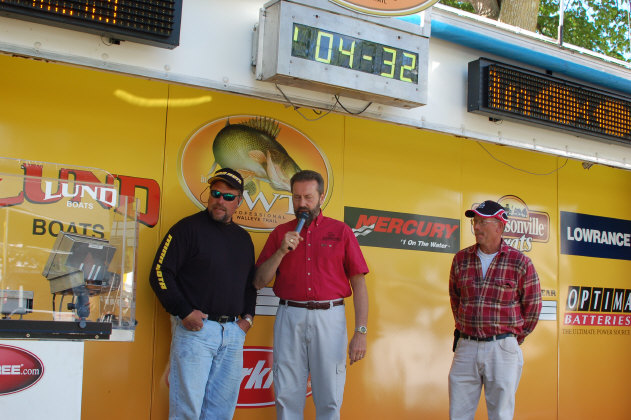 CAEED019-2ADA-4604-9172-38AD7AF91F17