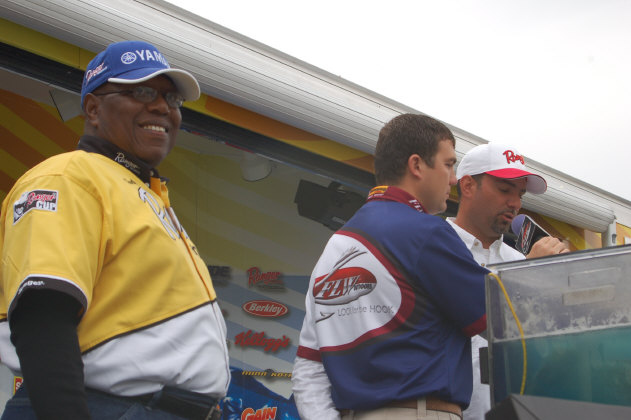 CB07354A-79F6-46FB-9203-5AC41FA0E8D1