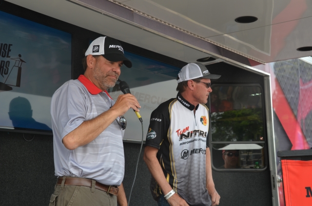 CB10C9D8-84E0-4BAF-8FC7-BEC827F37F2D