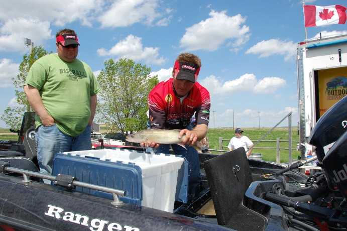 CB365529-BBE2-49E2-8A1E-101A015B91BD