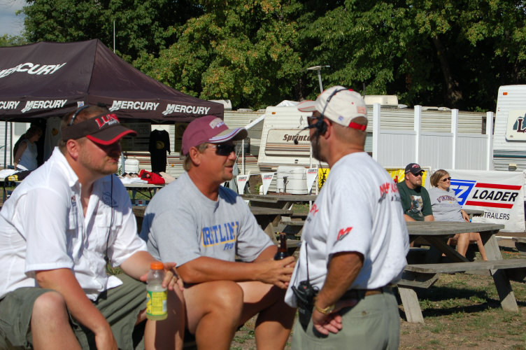 CB505A58-3461-4F2F-8479-8E0A86B22CA4