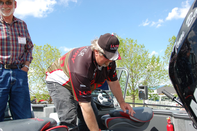 CB6A4FDE-F582-43B0-8C22-251D9BB969DA