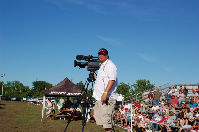 CB6C29F0-46D7-40A6-83CA-912C04E25BED