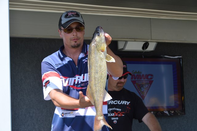 CB741D2B-E336-4859-A861-D1182EED94D1