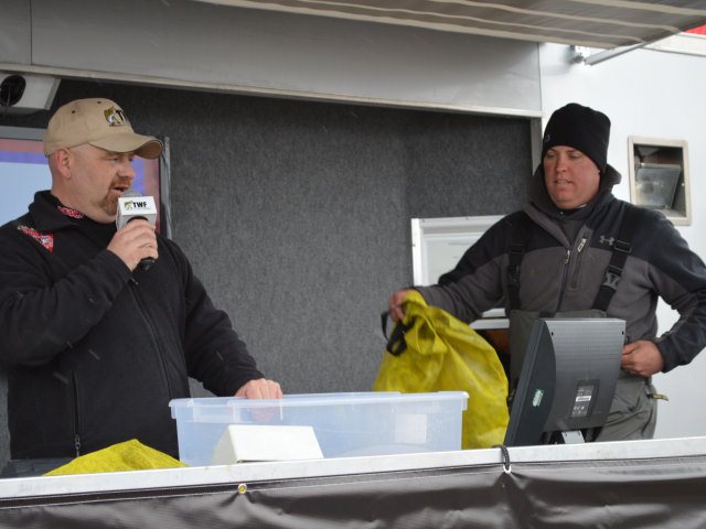 CB74575C-09F9-4DD8-A47E-086CEA673B46