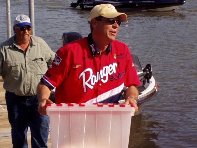 CB801CC5-C066-4C2D-9E86-B3F5A4B187ED