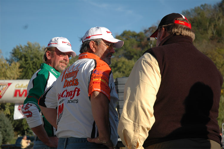 CB8F40CB-74EF-46BD-BCF5-03F9EF7331FB