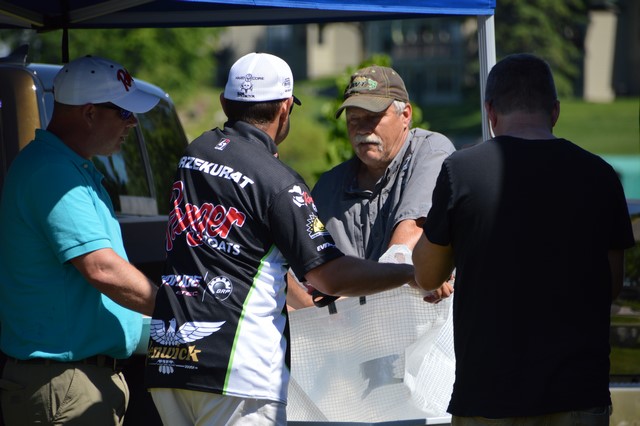 CB90D366-5A2F-4EB7-8E93-B33481DED59F