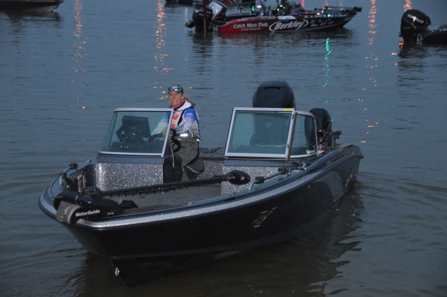 CB932E6D-76F3-478B-BF2E-12031AEC0ED7