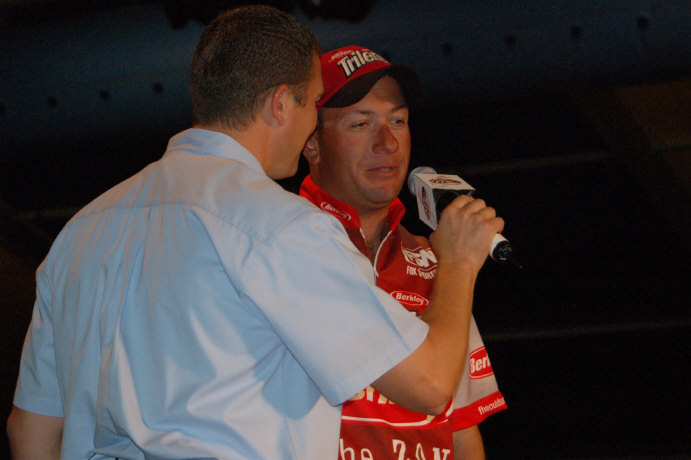 CBBE76F1-B894-486A-8AB7-0E7C334ABC95