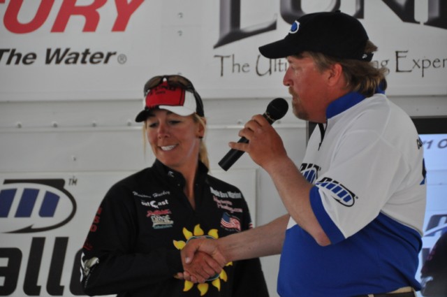 CBDC6B06-7A2C-443F-AD6E-6C205526BAD5