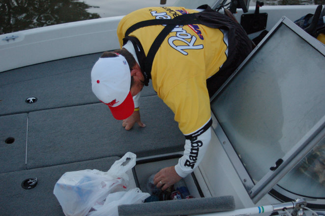 CC2738B6-742C-4877-9217-D2EB3383DA1A