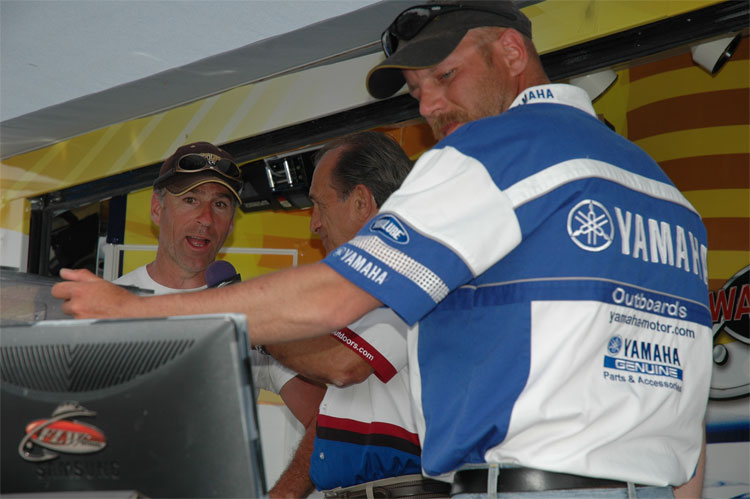 CC5B7399-D60E-4D99-8204-E3A37781CB77