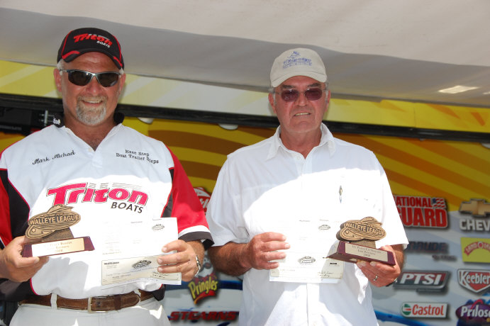 CCA2F323-76CC-476A-8133-E4685CCEC2E1